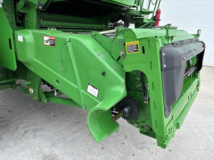 2014-john-deere-s660-image-27