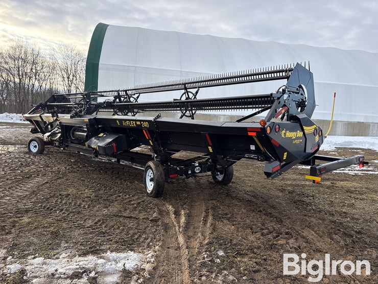 2023-case-ih-8250-image-5