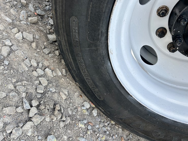 #39248-•-2000-freightliner-fd1-t/a-single-cab-truck-tractor-1fuy3mcb2ylb03327-image-31