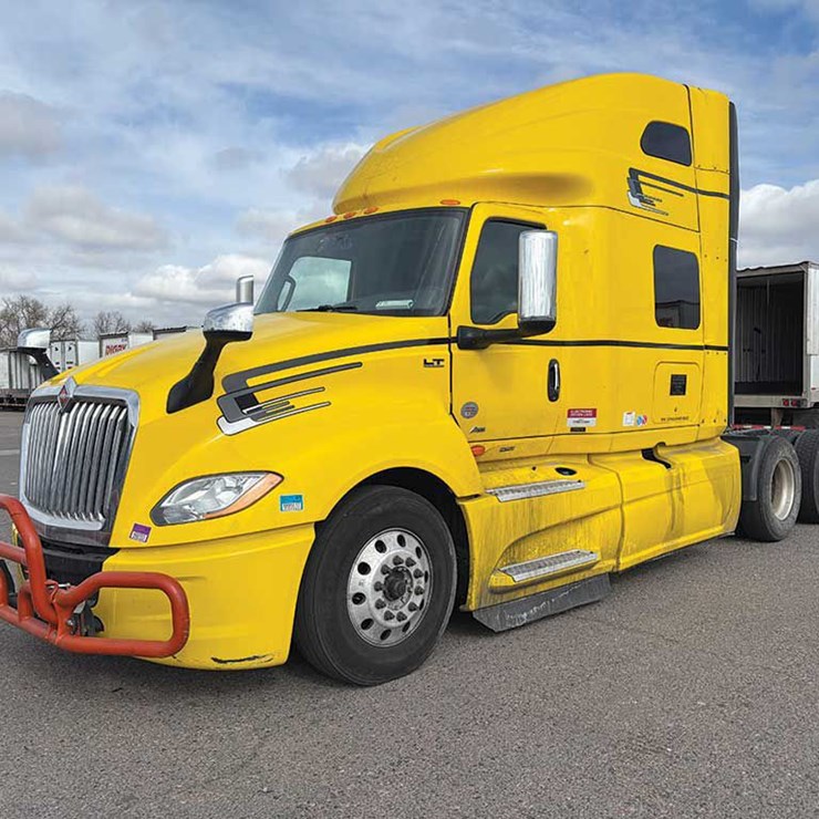 2022 INTERNATIONAL LT