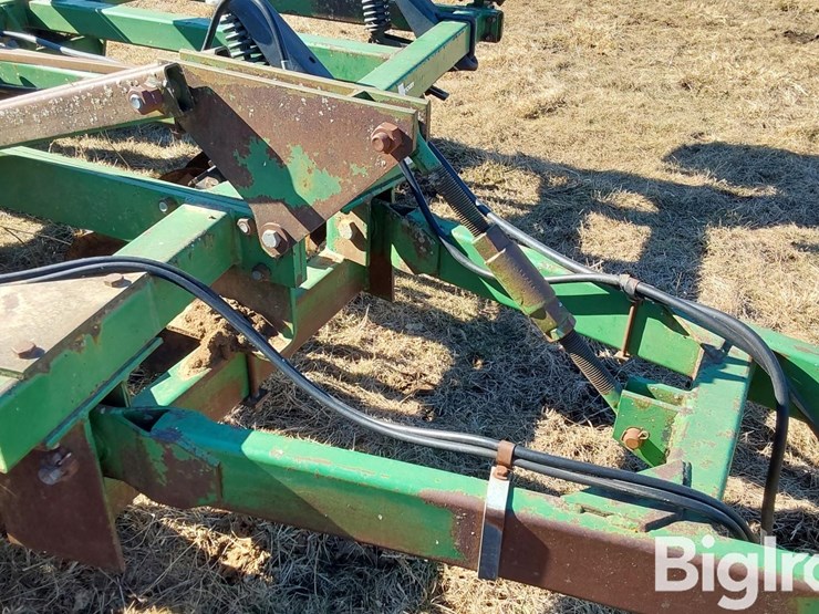 john-deere-724-image-13