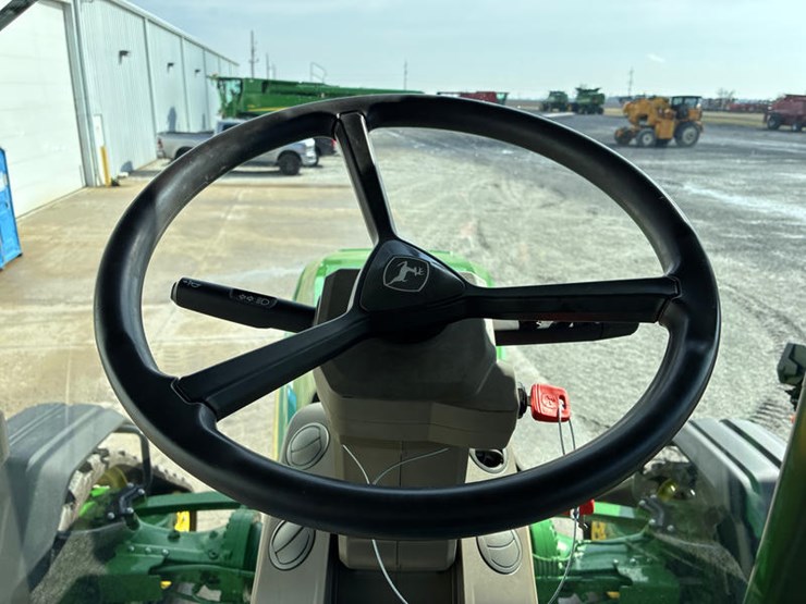 2023-john-deere-8rx-370-image-79