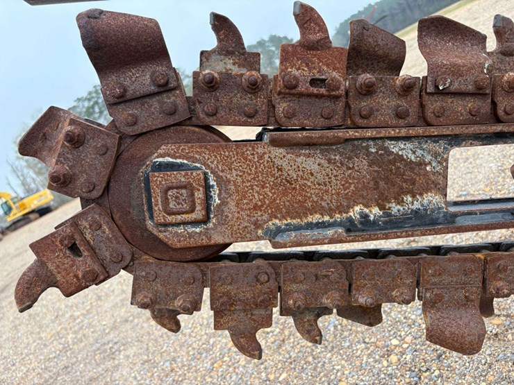 2013-ditch-witch-rt20-image-6