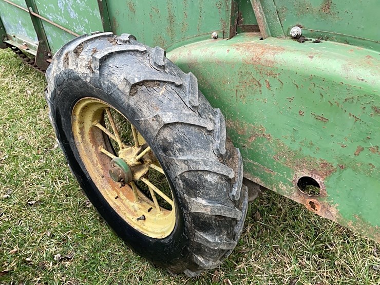 tag-#274,-jd-h47-manure-spreader-image-9