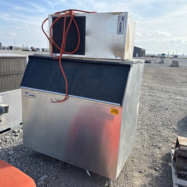 #4258 • INOP Ice Maker INV# 37502