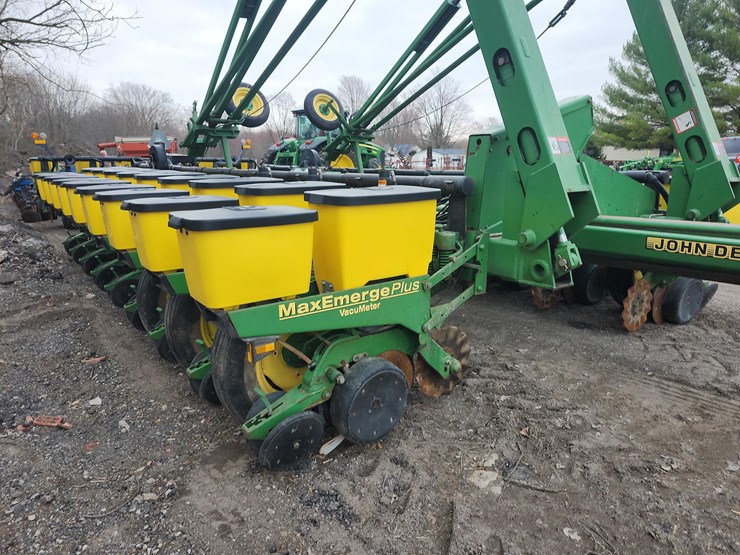 john-deere-1770-image-13