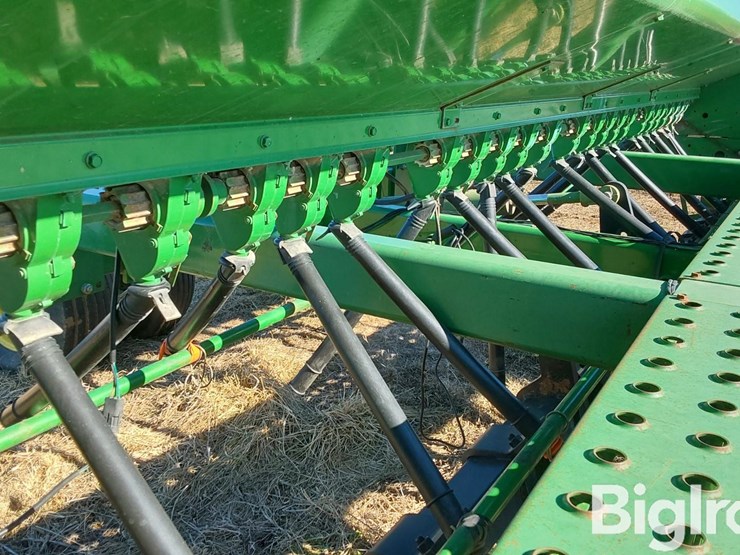 john-deere-750-image-20