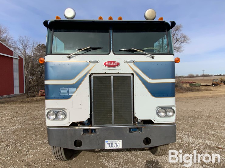 1979-peterbilt-352s86-(glider)-t/a-cabover-truck-tractor-image-2