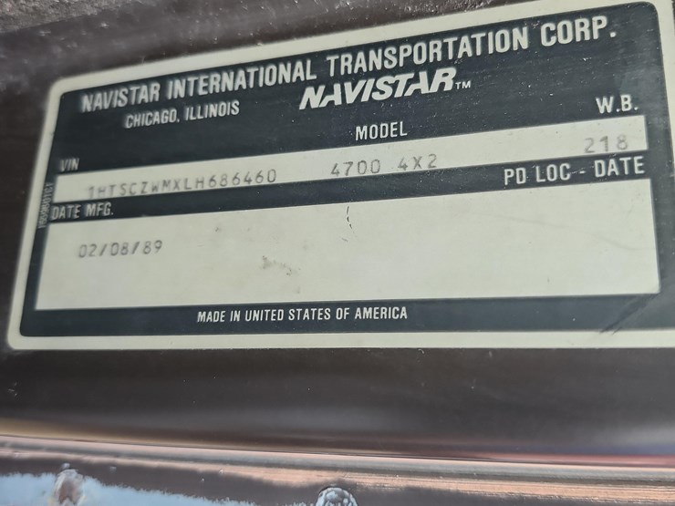 1989-case-ih-4700-image-16