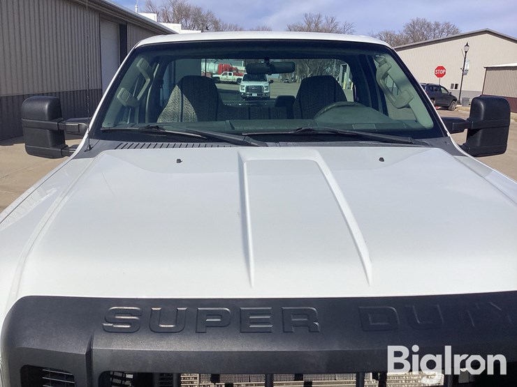 2010-ford-f250-xl-image-20