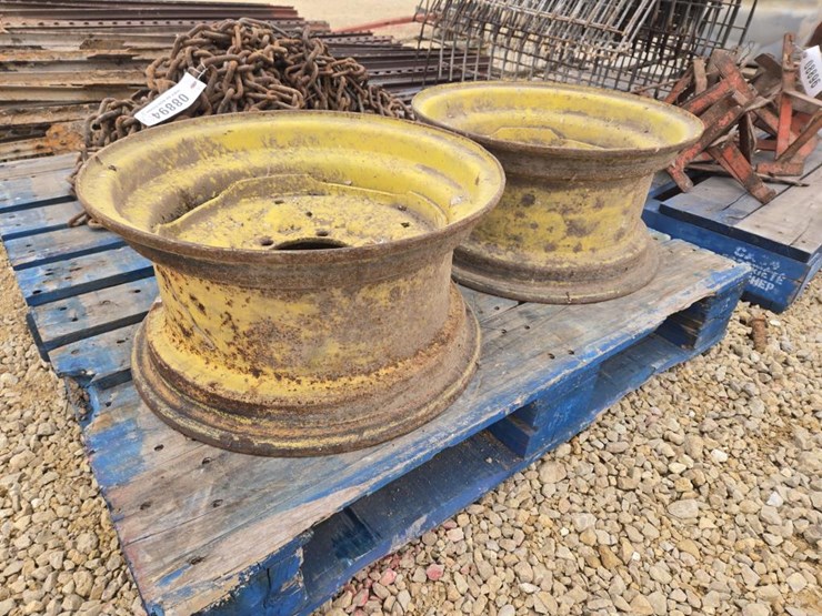 john-deere-16-image-2