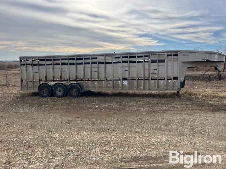 2006-titan-trailer-image-4