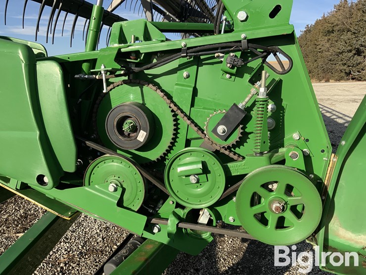 2019-john-deere-630f-image-15
