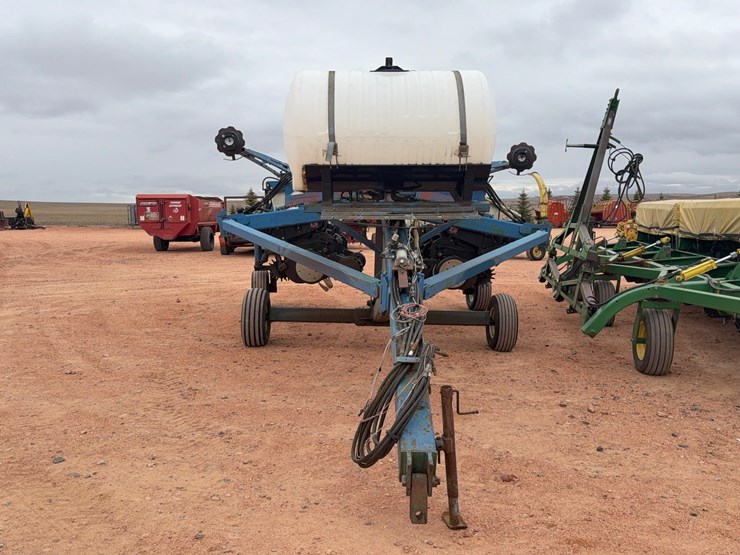 kinze-corn-planter-image-4