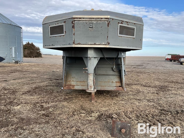 1991-titan-20-image-2