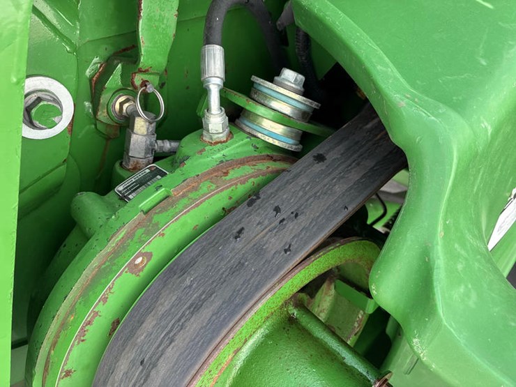 2013-john-deere-s680-image-26