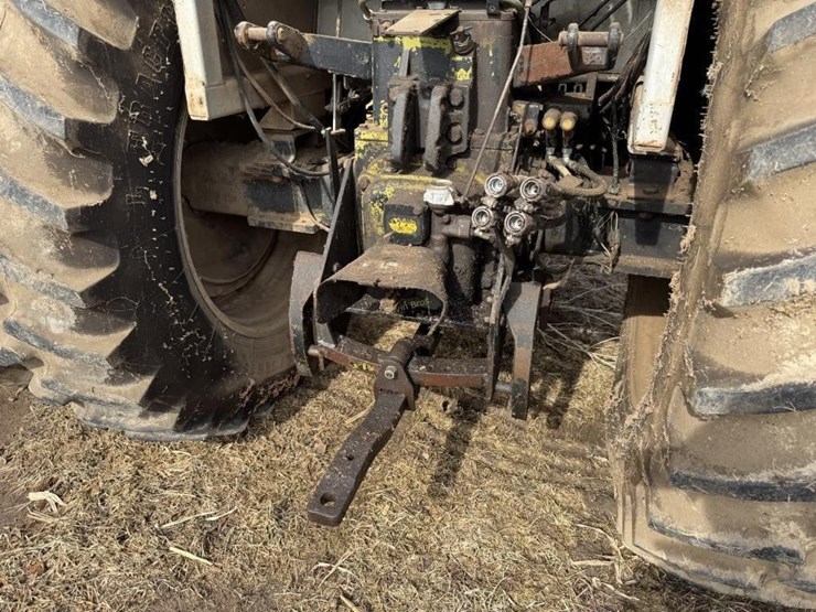 white-2-105-image-11