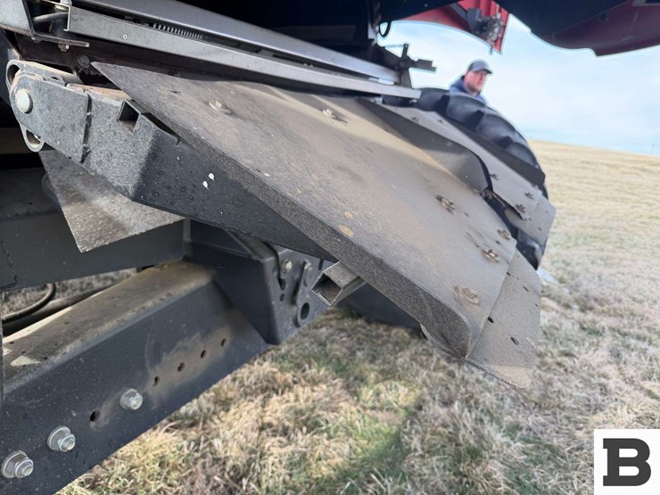 2008-case-ih-7010-image-56