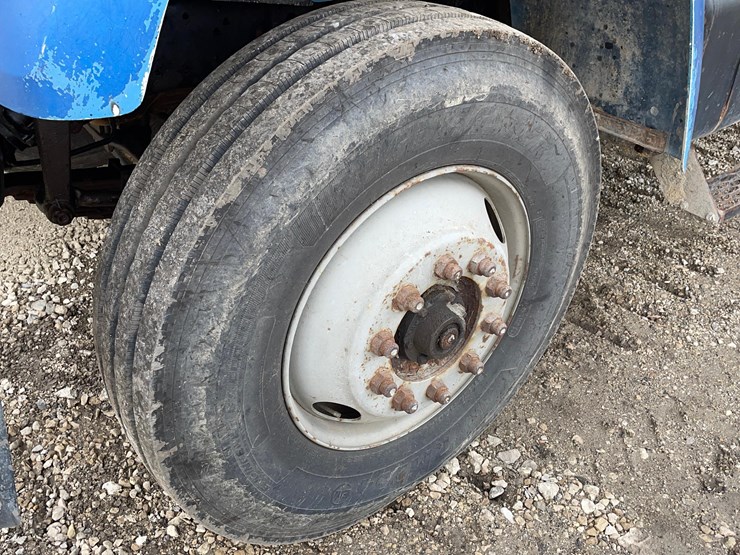 tag-#68,-1986-chevrolet-kodiak-grain-truck-image-4