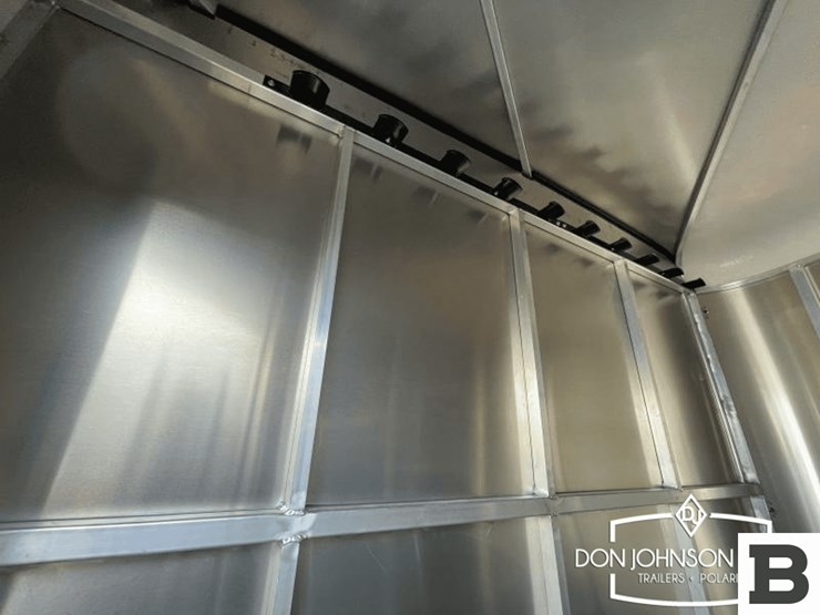 2023-c&b-mavlite-2h-7k-2-h-horse-trailer-image-10