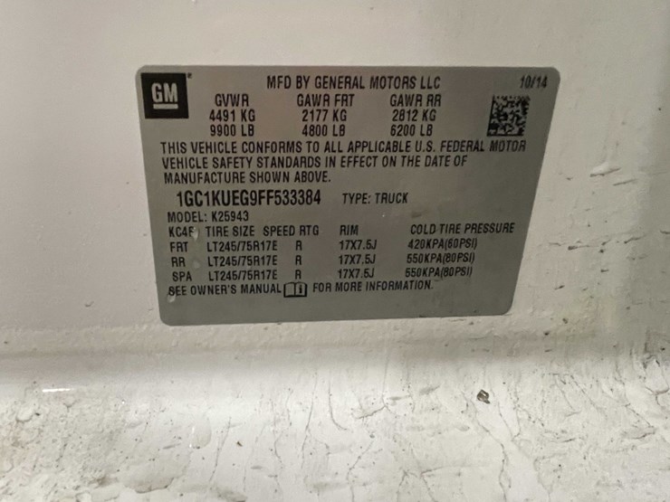 2015-chevrolet-silverado-2500hd-image-9