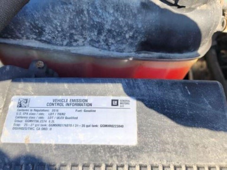 2016-gmc-yukon-denali-image-10