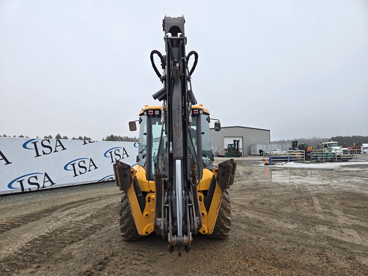 2012-volvo-bl70b-image-4