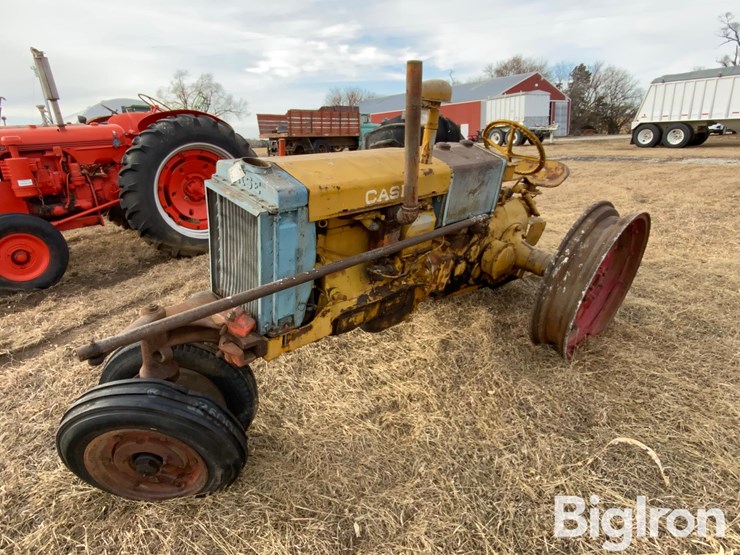 case-cc-2wd-tractor-image-1