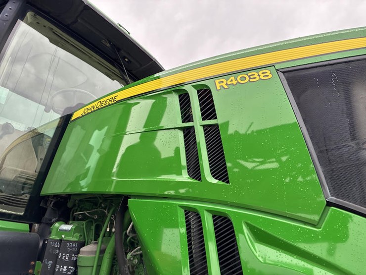 2015-john-deere-r4038-image-15