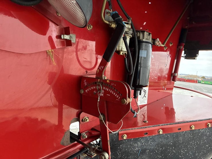 2008-case-ih-2588-image-62