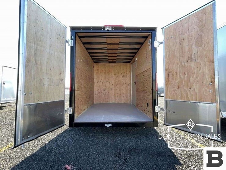2023-c&b-10-6x10+16"-enclosed-cargo-trailer-image-8