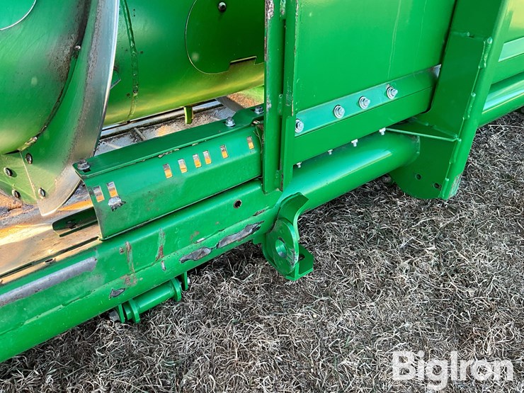 2011-john-deere-620f-image-13