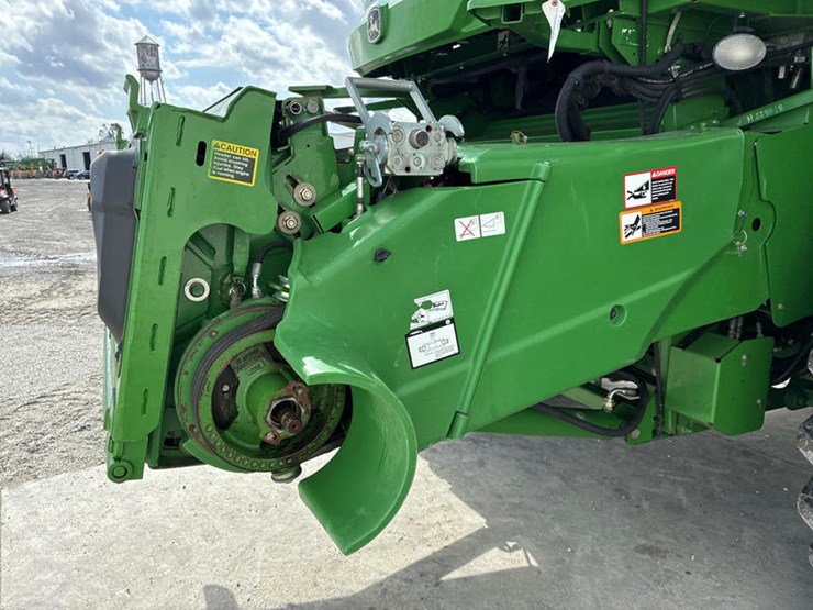 2013-john-deere-s680-image-24