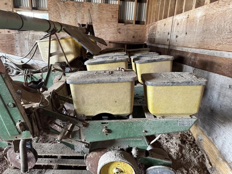 john-deere-7000-image-6