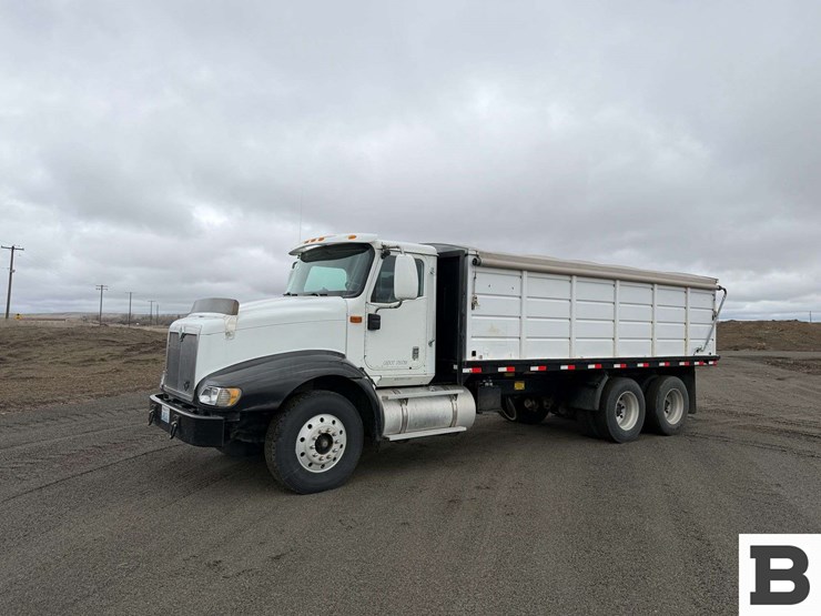 2001-international-9200-image-65