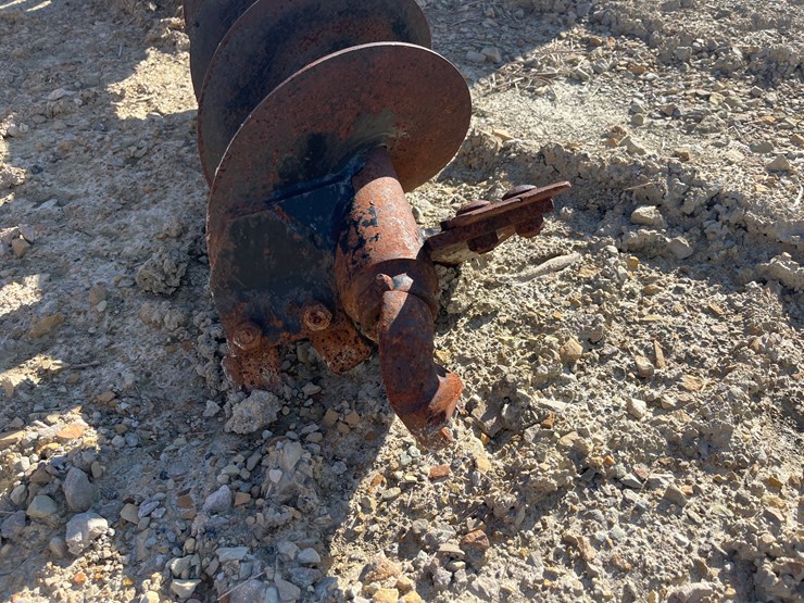 #5082-•-danuser-post-hole-digger-image-3