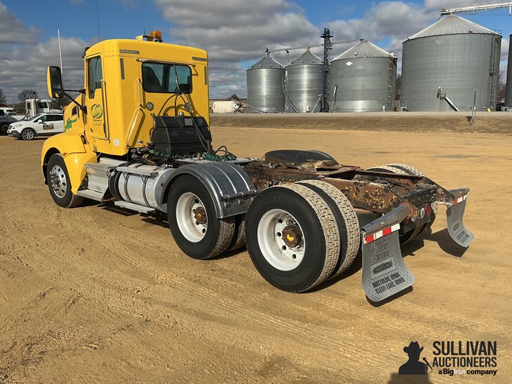 2012-kenworth-t660-image-7