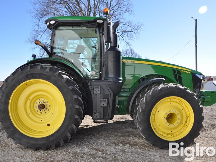 2019-john-deere-8345r-image-4