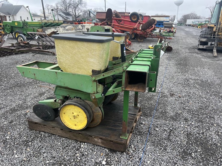 john-deere-2r-image-3