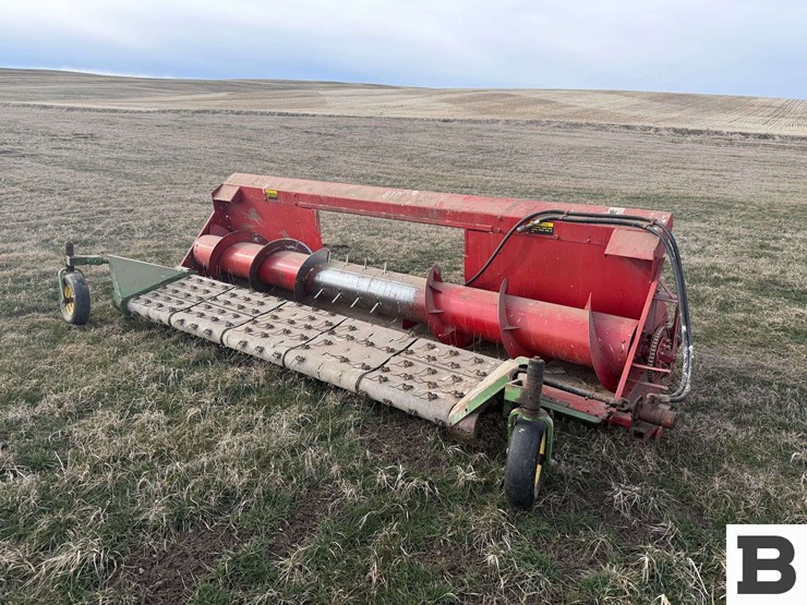 international-810-13-image-1