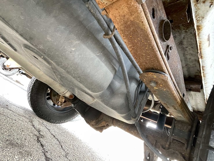 #1429-•-2008-white-chevy-silverado-(has-wi-title)-(of)-image-21