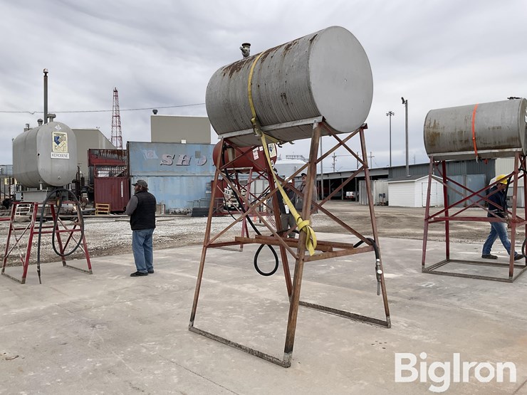 free-standing-300-gal-diesel-tank-image-3