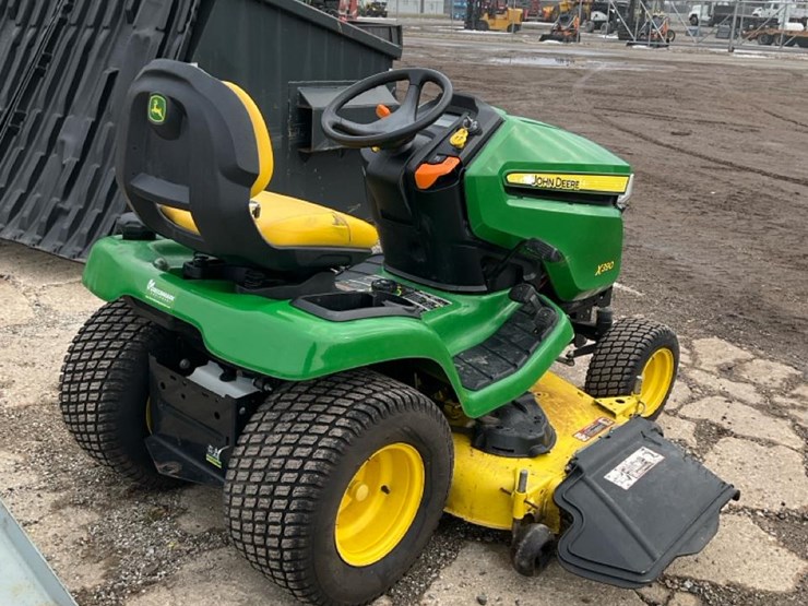 john-deere-x390-image-5