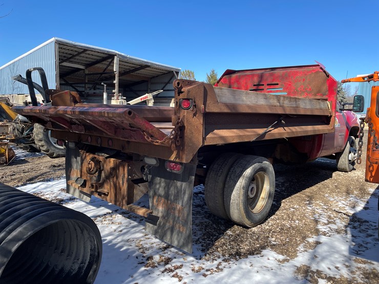 2012-gmc-3500hd-image-4