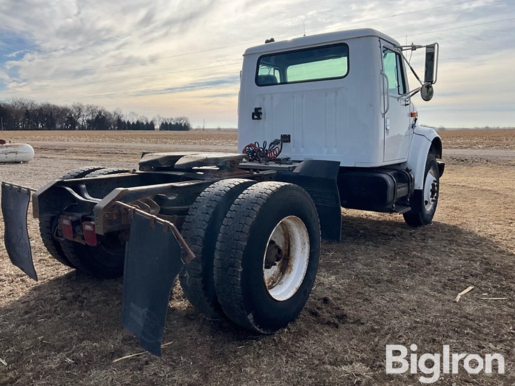 1997-international-4900-image-5