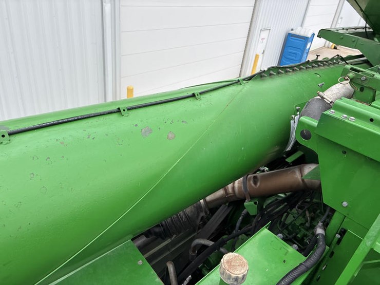 2014-john-deere-s660-image-82