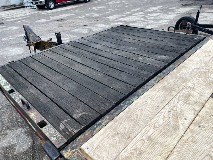 #1434-•-1977-miller-tilt-bed-trailer-(has-wi-title)-(of)-image-17