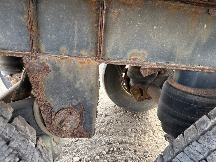 2011-merritt-42-image-11