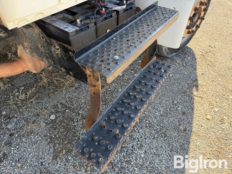 2012-international-durastar-4300-image-20