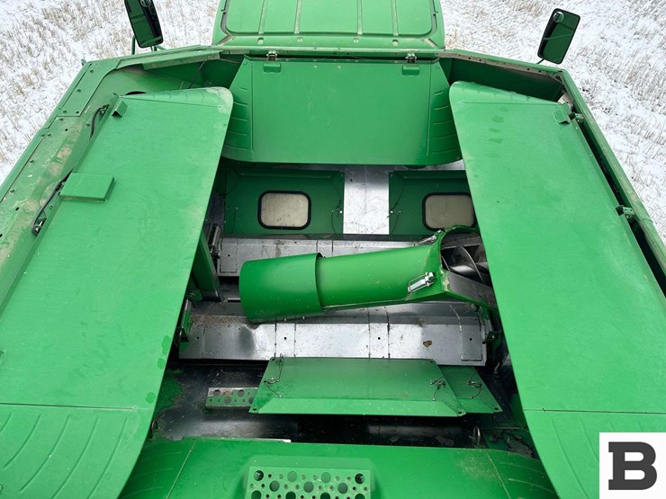 2006-john-deere-9860-sts-image-132